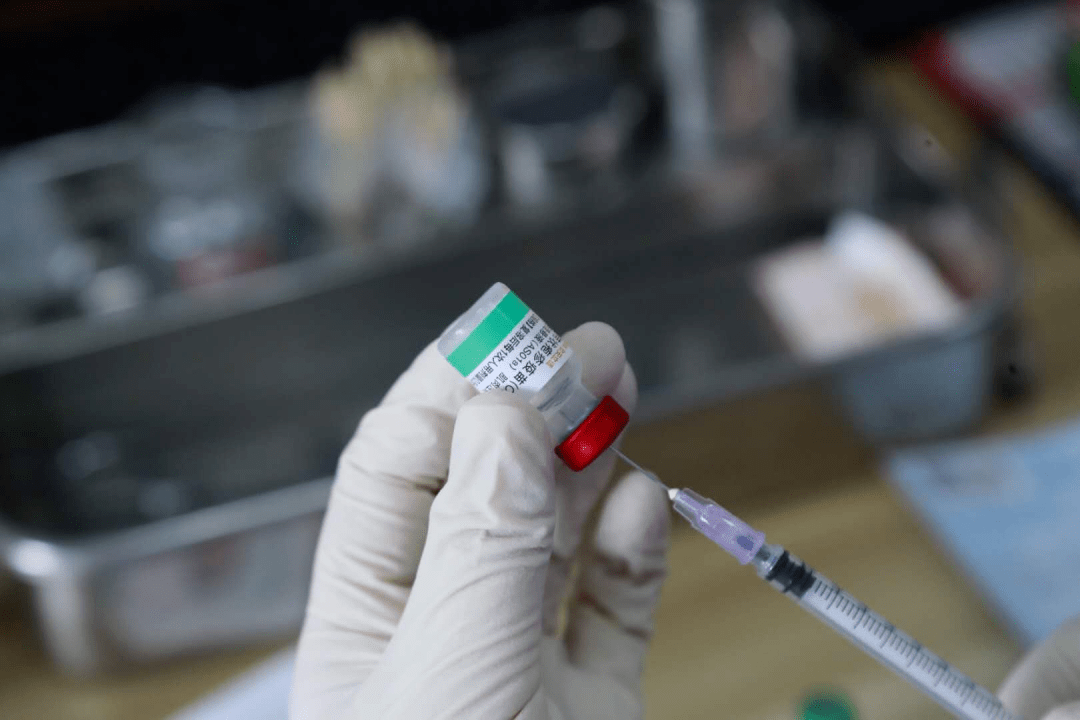 如何预防生蛇？及早接种疫苗，减轻生蛇痛苦