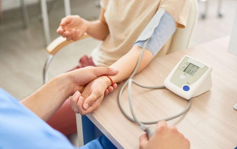 如何预防高血压？