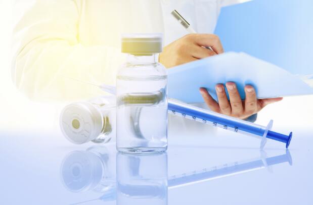 如何判断孩子是普通感冒还是肺炎？